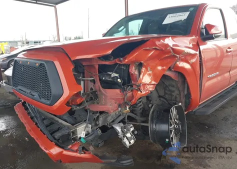 2017 Toyota Tacoma Sr5 z USA, uszkodzony, nr VIN 5TFRX5GN4HX087504